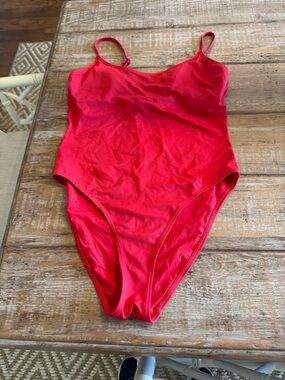 Andie Swim Amalfi red one piece. Great condition